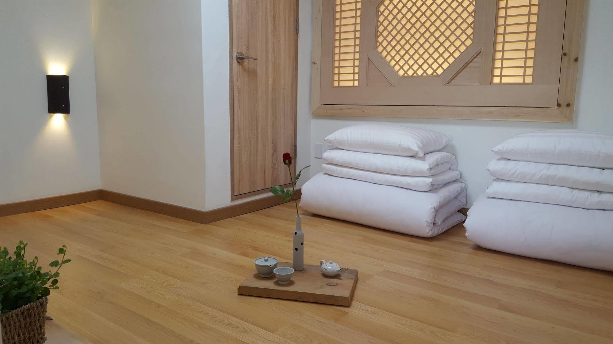 Woo Guest House Сеул Екстериор снимка